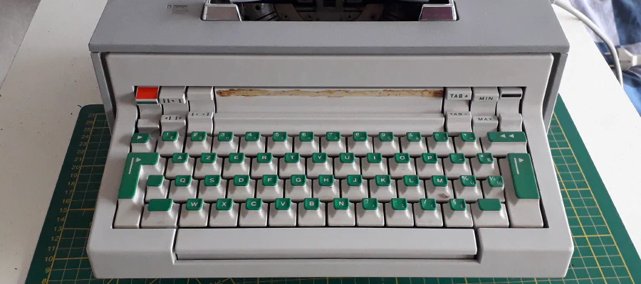 Olivetti Praxis 48